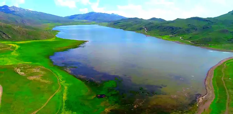 دریاچه نئور اردبیل از نمای بالا