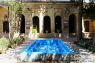 حوض آبی محوطه حافظیه شیراز