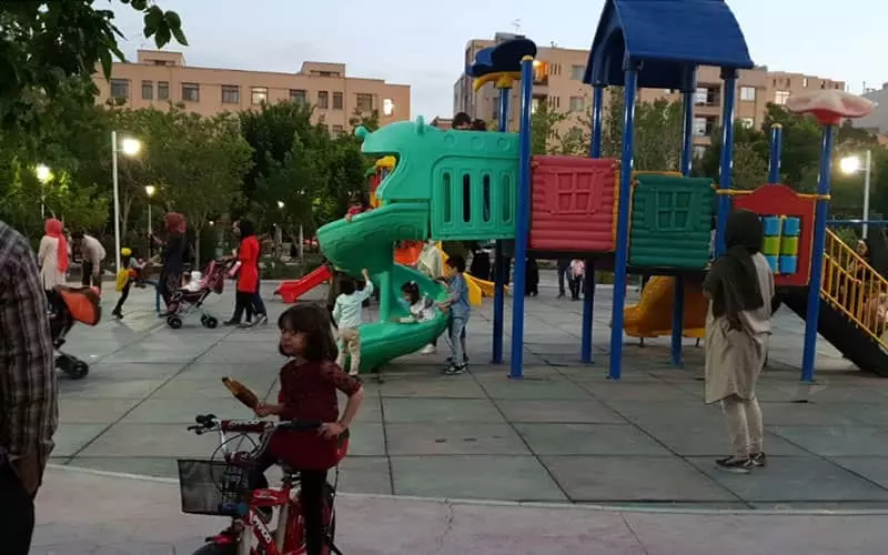 محوطه بازی کودکان در پارک ملت اصفهان