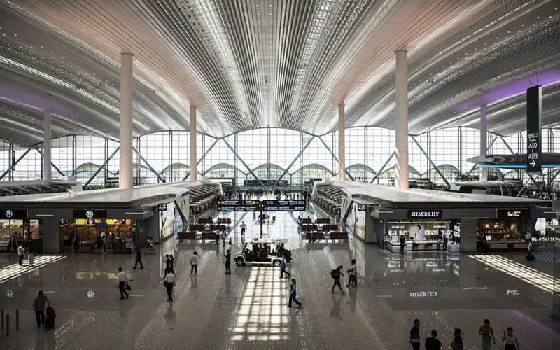 فرودگاه بزرگ و شلوغی در چین 