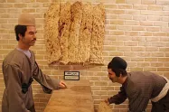مانکن نانوا و خریدار در موزه نان مشهد
