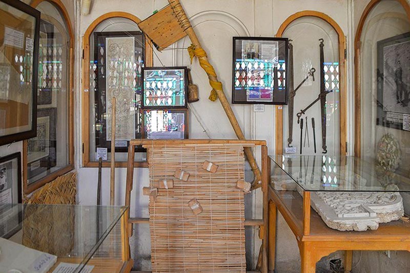 وسایل قدیمی در موزه هنر مشکین فام