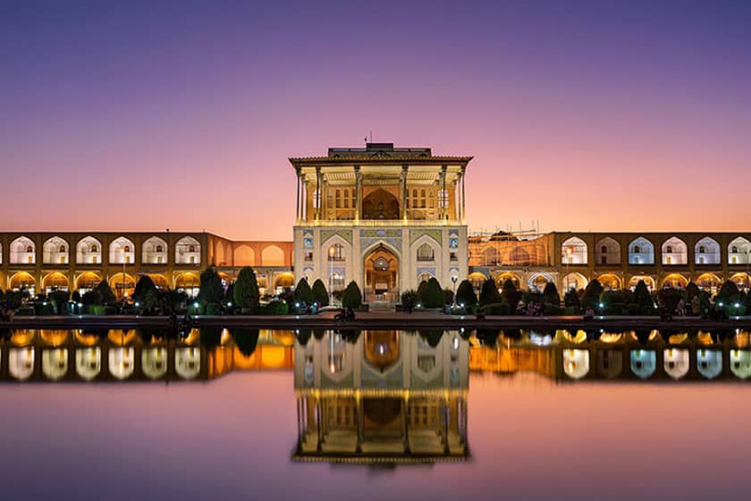 شب در اصفهان کجا بریم؟