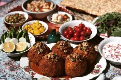 غذاهای سنتی تبریز، از کوفته تا انواع آش 
