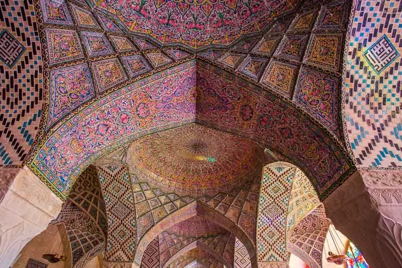 طاق‌های مسجد نصیر الملک