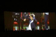 نمایش مسابقه فوتبال در سینمای روباز سنندج
