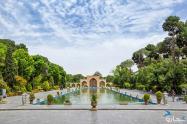 نمای پشت کاخ چهلستون اصفهان
