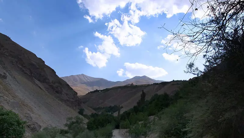 کوهستان های اطراف روستای آهار در غروب