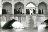 سی و سه پل در زمان قاجار