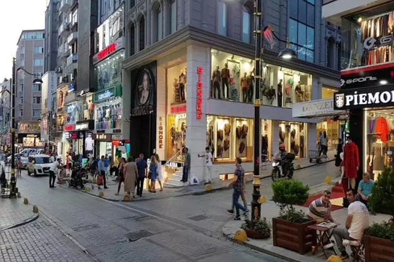 فروشگاه های منطقه آکسارای استانبول