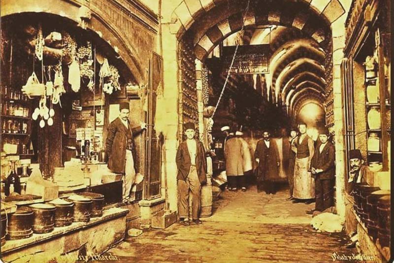 عکس از ۱۸۸۰ بازار ادویه استانبول