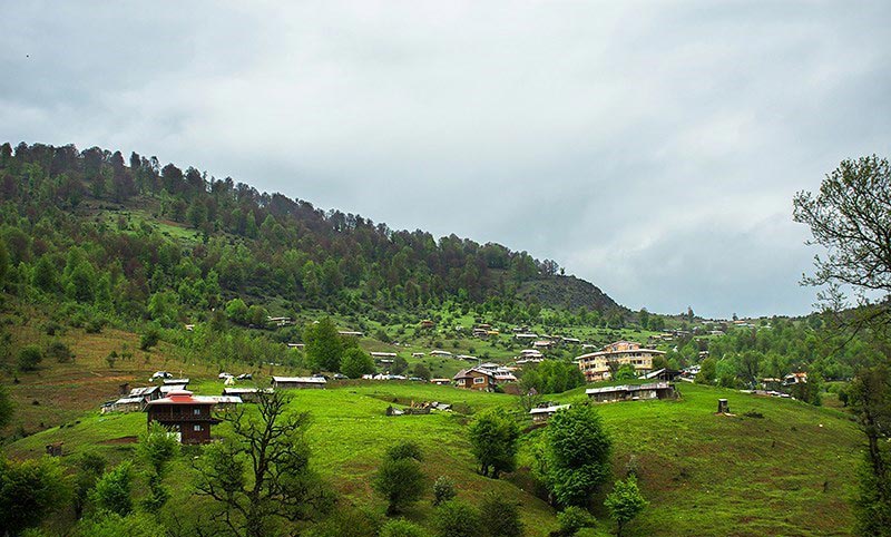 خانه های روستایی در ییلاق های کوهستانی اطراف ماسال