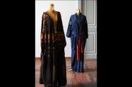 لباس‌هایی با سبک‌های گوناگون در موزه پارچه و لباس‌‌های سلطنتی نیاوران