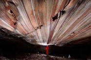 غارنوردی در غار نمکی
