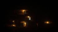 چراغ های روشن خانه های روستای سر آقا سید در تاریکی شب
