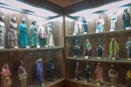 عروسک‌ها با لباس اقوام در موزه ابوالحسن صبا 