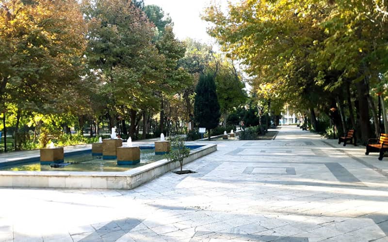 پارک میرزا کوچک خان مشهد با سنگ مرمر و آبنما