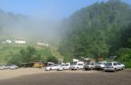 گردشگران در روستای زیارت