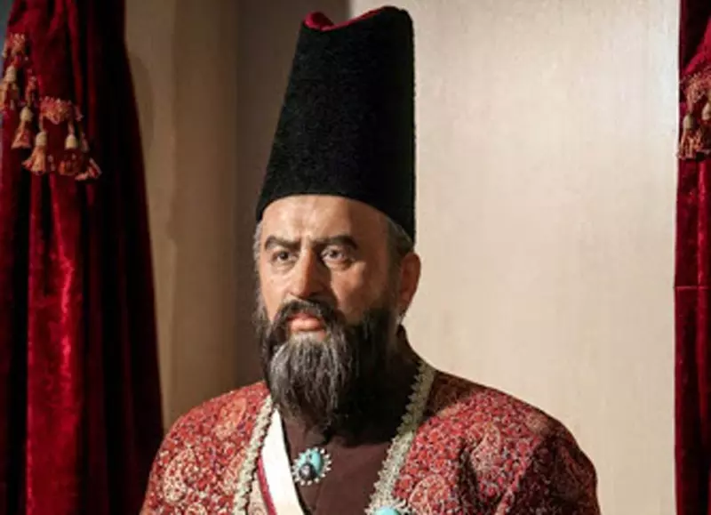 تندیس امیرکبیر 
