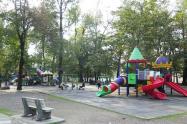 وسایل بازی کودکان در پارک ملت رشت