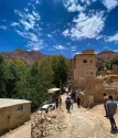 خانه های گلی روستای قلات شیراز در مسیر داخلی این روستا