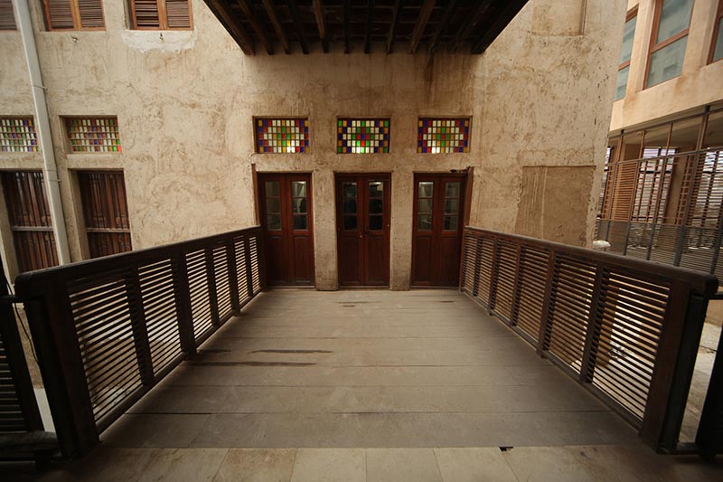 معماری عمارت دهدشتی بوشهر