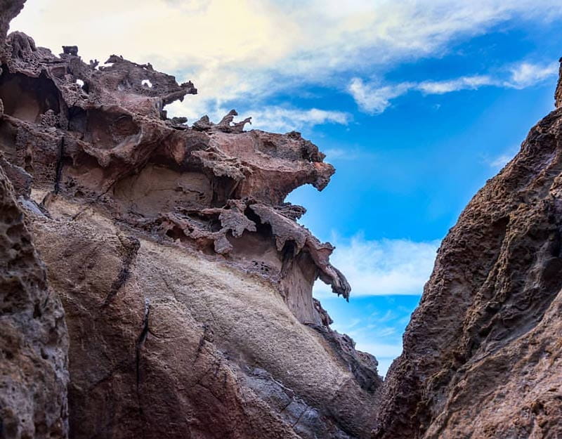صخره های مجسمه ای در دره تندیس های هرمز