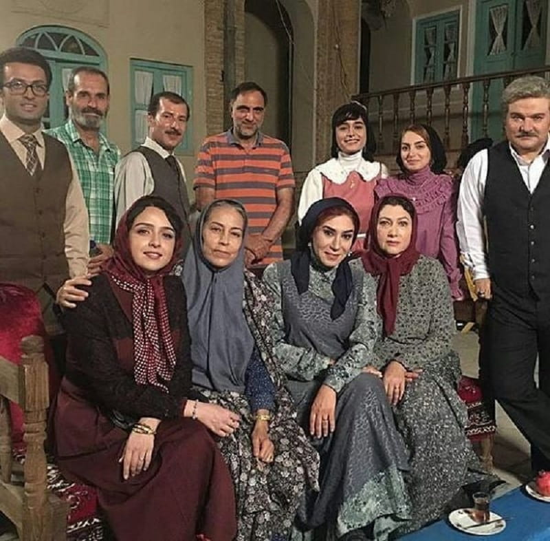 گروه بازیگران سریال شهرزاد در خانه موتمن الاطبا