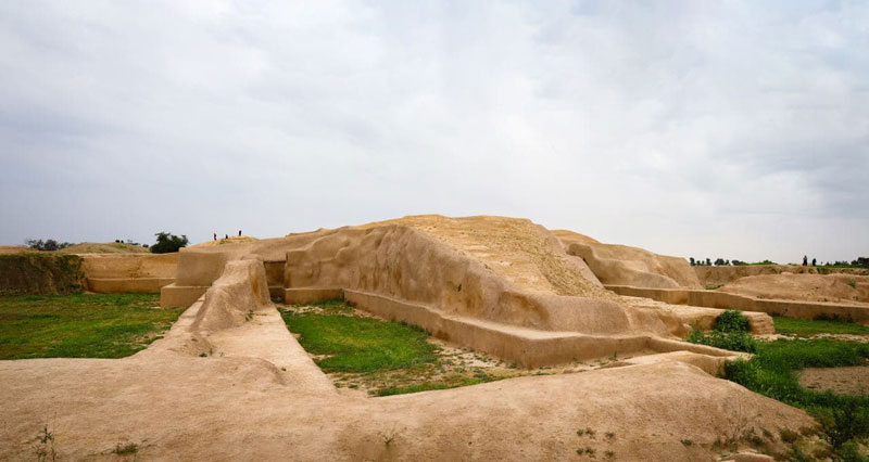 سایت باستانی هفت تپه