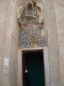 تزیینات کاشی‌کاری در ورودی امامزاده میر محمد حنفیه