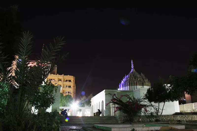 معبد هندوهای بندر عباس در شب