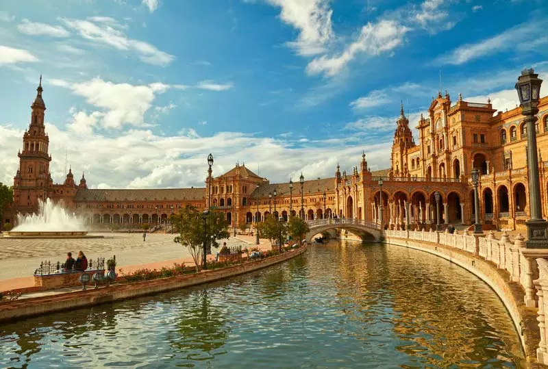 بناهای تاریخی اسپانیا