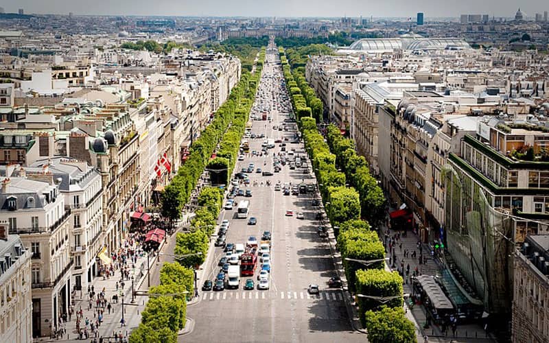 بلوار شانزلیزه پاریس