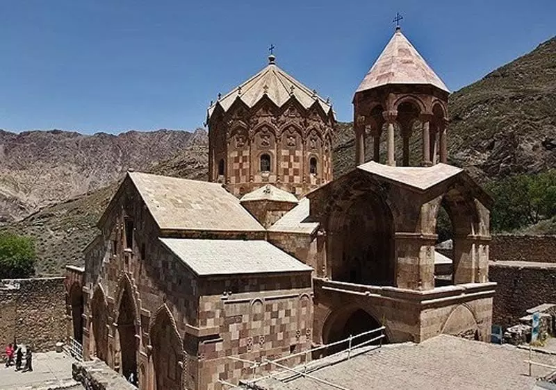 نمای بیرونی کلیسای سنت استپانوس آذربایجان شرقی
