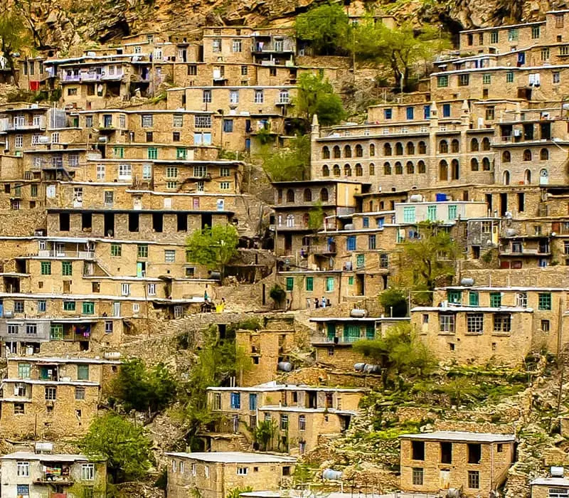 معماری پلکانی روستایی در کردستان