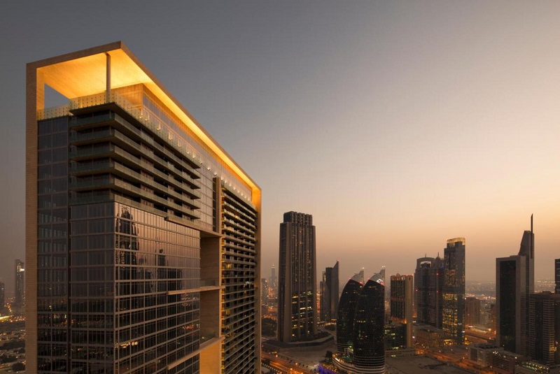 هتل والدروف استوریا دبی، مرکز تجاری بین‌المللی