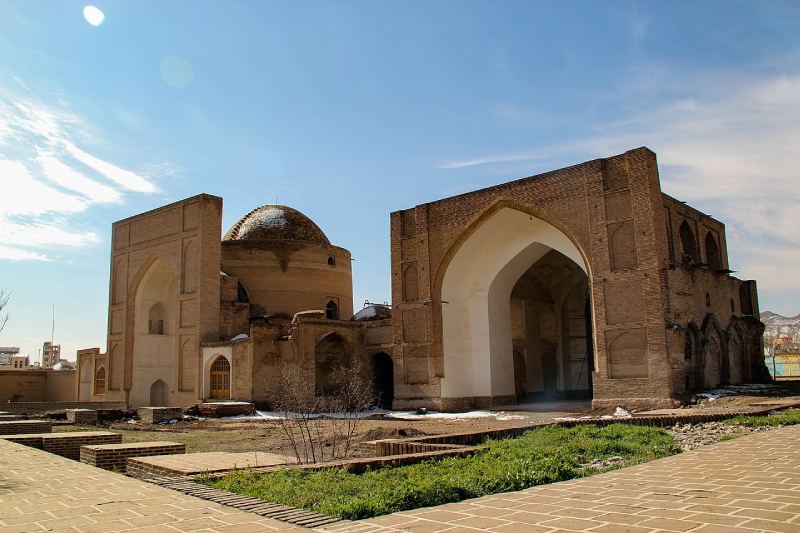  مزار و مسجد قطب الدین حیدر