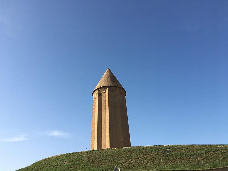 برج قابوس در گنبد کاووس