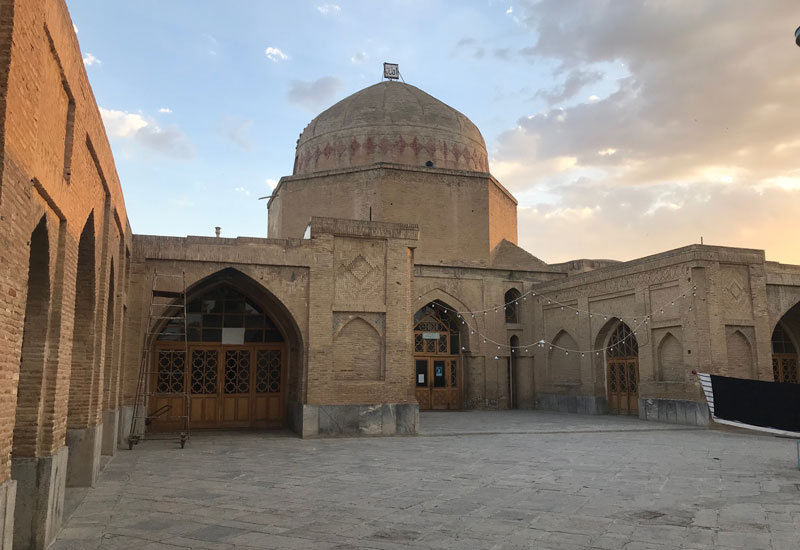 غروب خورشید و مسجد جامع گلپایگان
