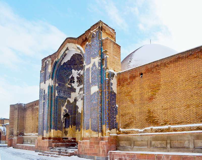 مسجد کبود تبریز در زمستان
