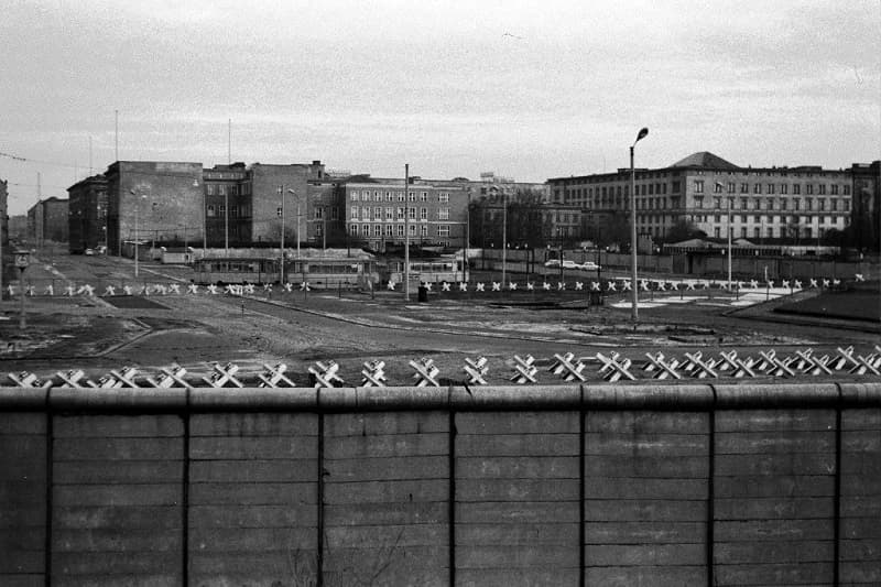 نمایی از دیوار برلین