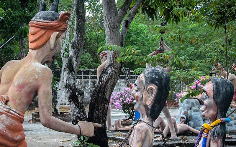 مجسمه های بزرگ و وحشتناک در پارک جهنم تایلند