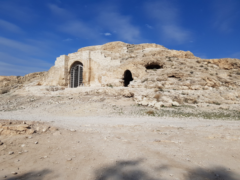 نمایی از آتشکده آذرخش داراب