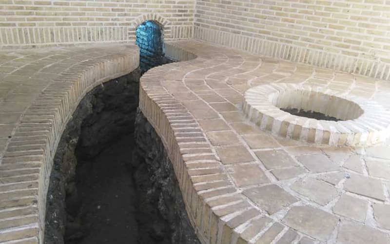 بخشی از قنات بازسازی شده مون در اردستان