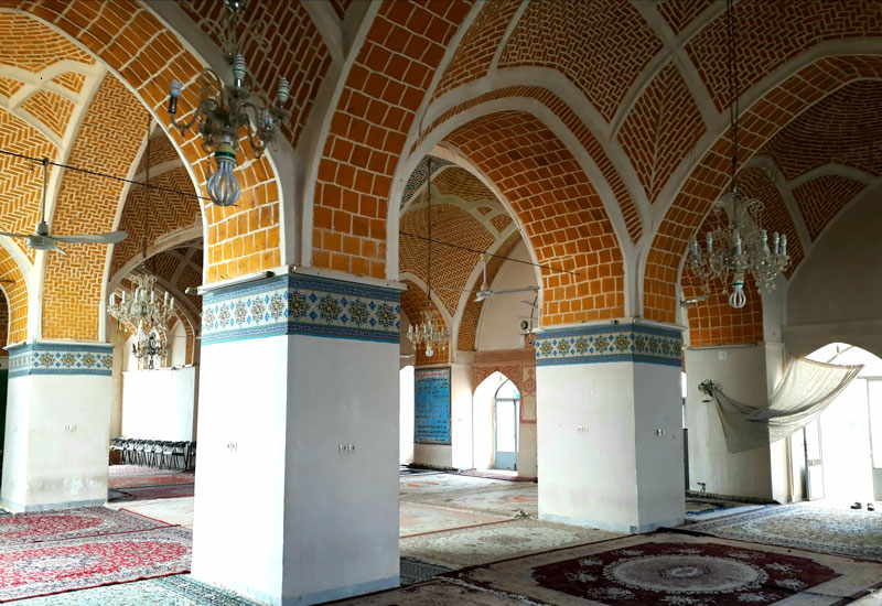شبستان مسجد مجموعه تاریخی قاضی آران
