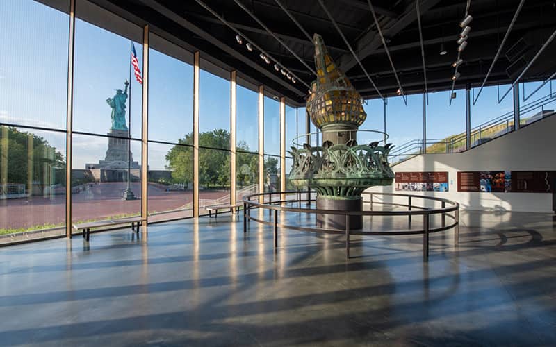 مشعل اصلی مجسمه آزادی در موزه