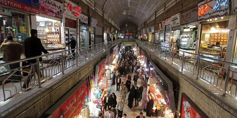 تردد مردم در بازار رضا مشهد