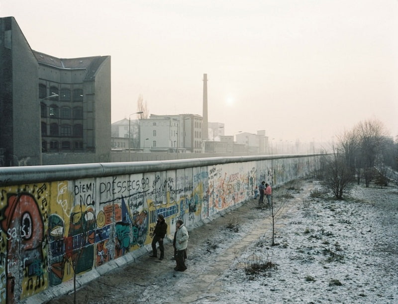نمایی از دیوار برلین از سمت برلین غربی
