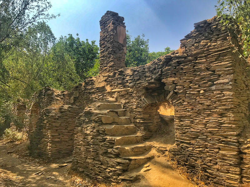 بنای تاریخی در روستای ورکانه