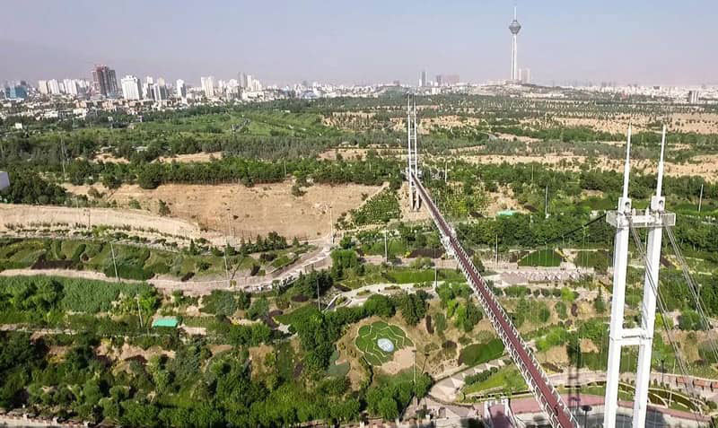 پل معلق آسمان در پارک نهج البلاغه تهران